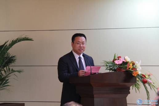 点击放大